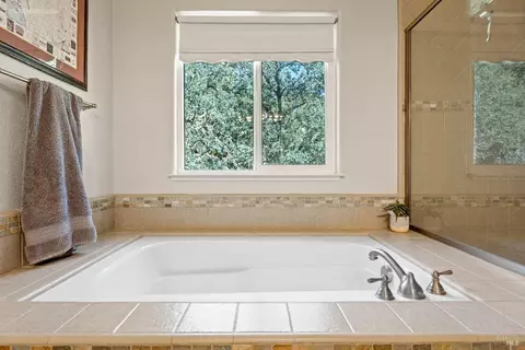 2529 Bartlett Ct, Ukiah, CA 95482 photo 17