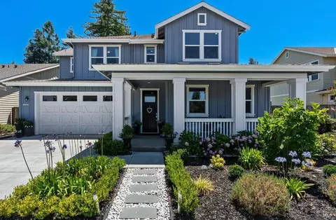 2059 Morlan Dr, Napa, CA 94558