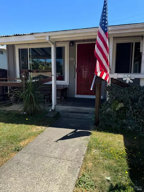 1261 Sereno Dr, Vallejo, CA 94589