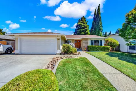5088 Silverado Dr, Fairfield, CA 94534