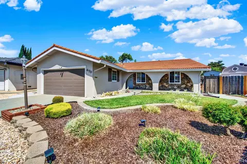 470 Tulip St, Fairfield, CA 94533
