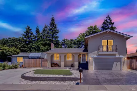 Exterior - 819 Corte Malaga Ct, Vacaville, CA 95688 photo 16 of 16