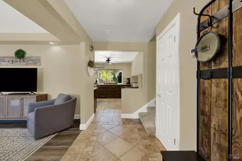 Entry Way - 819 Corte Malaga Ct, Vacaville, CA 95688 photo 1 of 3