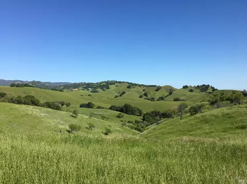 3935 Cantelow Rd, Vacaville, CA 95688