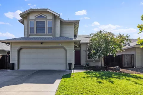 853 Breeze Way, Santa Rosa, CA 95404