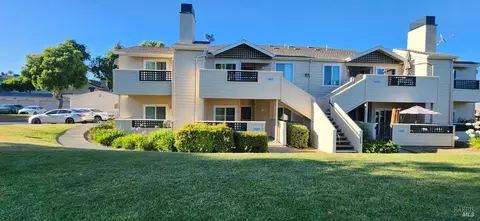 1201 Glen Cove Pkwy #1403, Vallejo, CA 94591