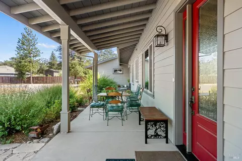 10450 East Rd, Redwood Valley, CA 95470