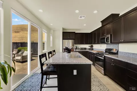 Kitchen - 4471 Cancun Ct, Fairfield, CA 94533 photo 2 of 9