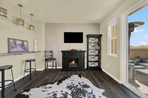 Living - 4471 Cancun Ct, Fairfield, CA 94533 photo 6 of 6