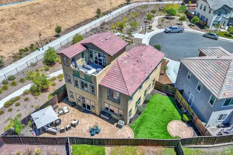 View/Area - 4471 Cancun Ct, Fairfield, CA 94533 photo 6 of 8