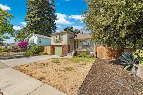 1720 Florida St, Vallejo, CA 94590 photo 2