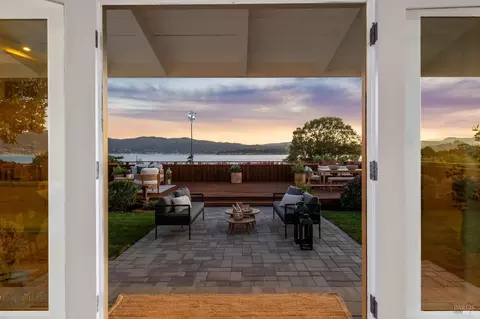 Exterior - 696 Hilary Dr, Tiburon, CA 94920 photo 30 of 33