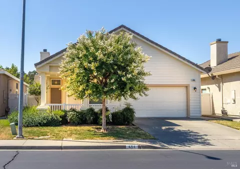 454 Marvin Gardens Dr, Vacaville, CA 95687