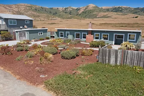 7024 Cliff Ave, Bodega Bay, CA 94923 photo 2