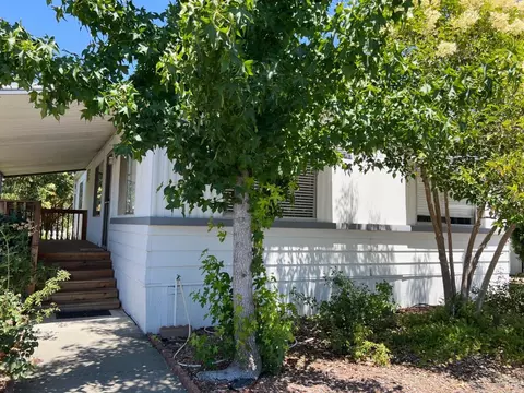 708 Sequoia Dr, Windsor, CA 95492 photo 2