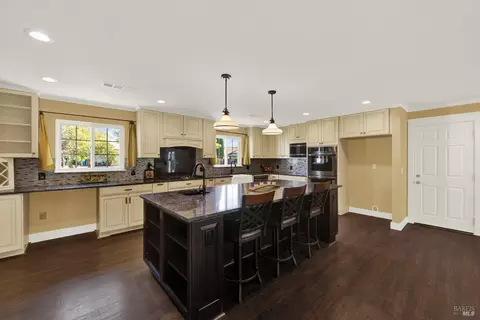 992 Davis St, Vacaville, CA 95687 photo 16
