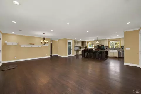 992 Davis St, Vacaville, CA 95687 photo 11