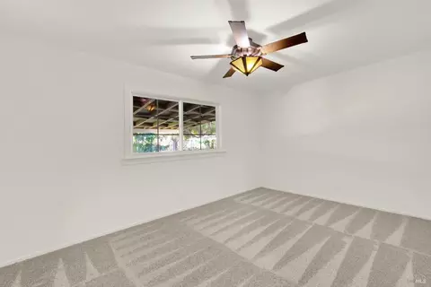 992 Davis St, Vacaville, CA 95687 photo 30