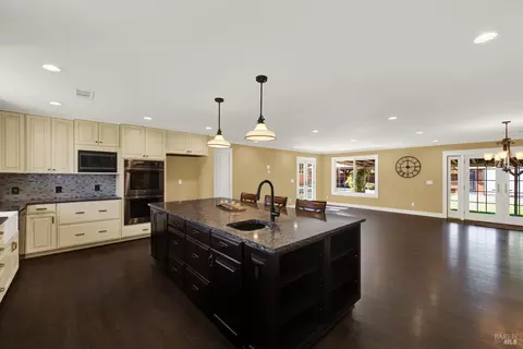 992 Davis St, Vacaville, CA 95687 photo 20
