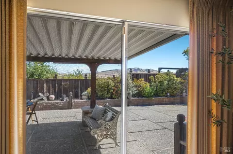 324 Whitecliff Dr, Vallejo, CA 94589 photo 22