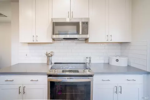 3362 Macleod St, Napa, CA 94558 photo 8