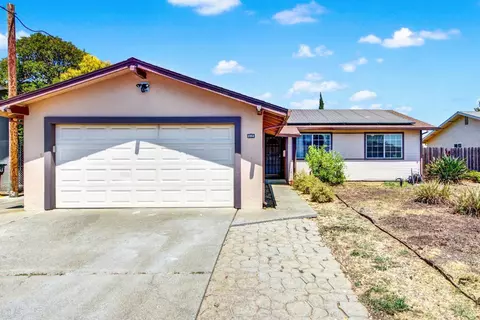 2094 Thrush Way, Fairfield, CA 94533 photo 4