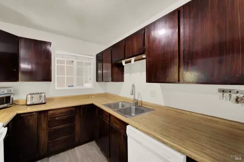2094 Thrush Way, Fairfield, CA 94533 photo 15