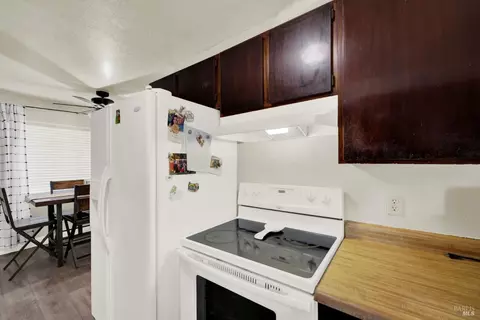 2094 Thrush Way, Fairfield, CA 94533 photo 16