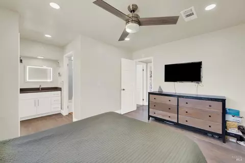 2094 Thrush Way, Fairfield, CA 94533 photo 19