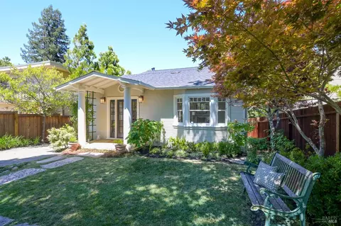 7 Elm Ave, Kentfield, CA 94904