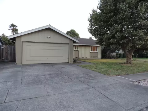 675 Matson Dr, Napa, CA 94558 photo 2