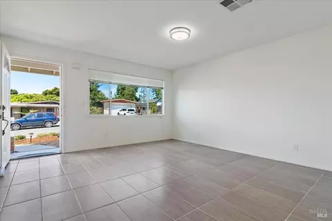 342 De Anza Dr, Vallejo, CA 94589 photo 3