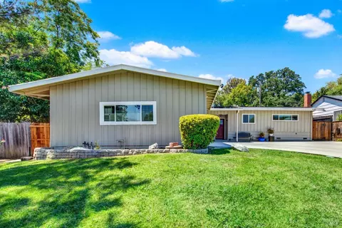 120 Westwood St, Vacaville, CA 95688