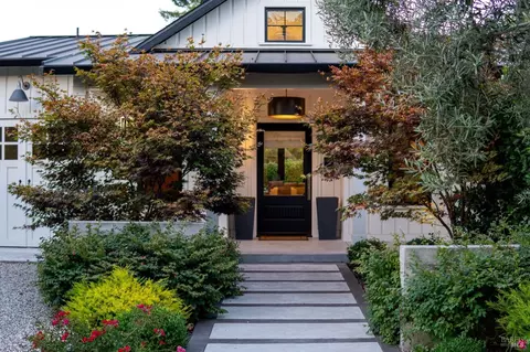 1916 Vineyard Ave, Saint Helena, CA 94574