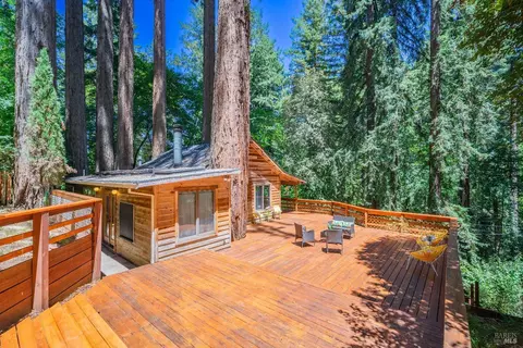 55 California St, Camp Meeker, CA 95419