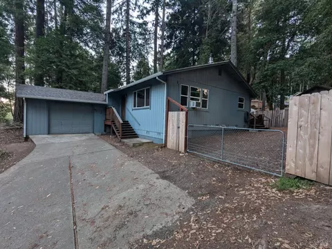 24152 Birch Ct, Willits, CA 95490 photo 2
