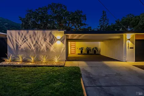 574 Idylberry Rd, San Rafael, CA 94903