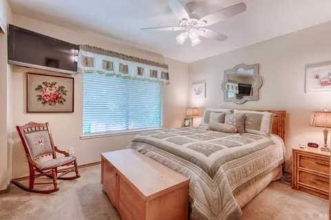 Bedroom - 8966 Cypress Ave, Cotati, CA 94931 photo 6 of 7