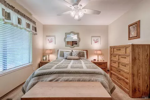 Bedroom - 8966 Cypress Ave, Cotati, CA 94931 photo 7 of 7