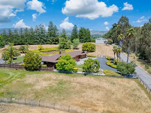 View/Area - 8966 Cypress Ave, Cotati, CA 94931 photo 6 of 7