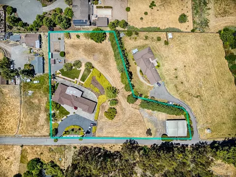 View/Area - 8966 Cypress Ave, Cotati, CA 94931 photo 5 of 7