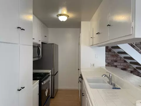 30 Tahoe Cir, Novato, CA 94947