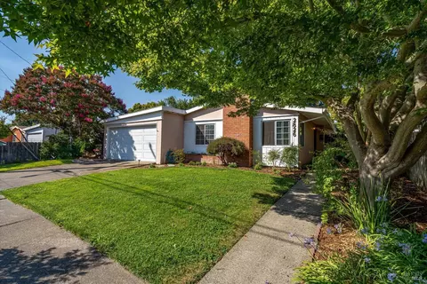 2826 Main St, Napa, CA 94558
