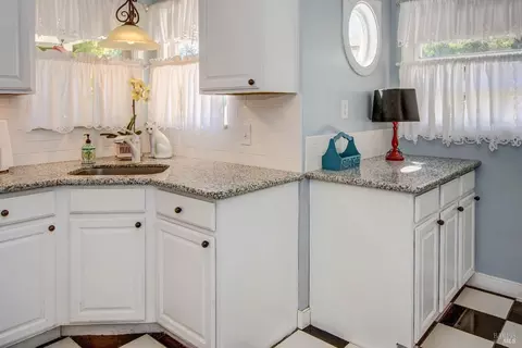 150 George Cir, Vallejo, CA 94591 photo 8