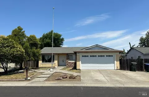 88 Coral Ln, Suisun City, CA 94585