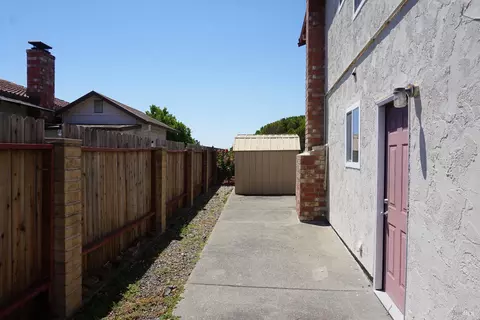 107 Jennifer Ct, Vallejo, CA 94591 photo 4