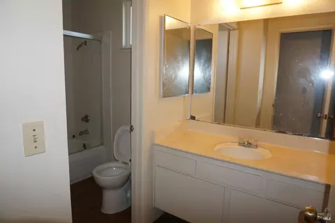 107 Jennifer Ct, Vallejo, CA 94591 photo 16