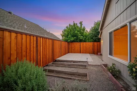860 Bob Crosby Way, Windsor, CA 95492 photo 31