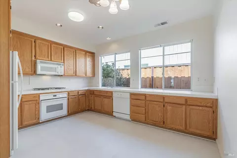 860 Bob Crosby Way, Windsor, CA 95492 photo 8