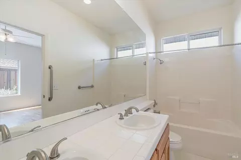 860 Bob Crosby Way, Windsor, CA 95492 photo 19